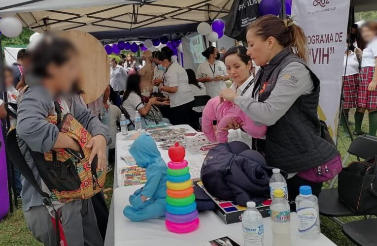 Participamos en la “Expo Feria Educativa Coatepec 2023”, con acciones gratuitas de salud, en beneficio de estudiantes de enseñanza media de los municipios:  Ixhuacán, Cosautlán, Teocelo, Xico y Coatepec.