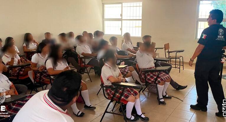 UECS impartió pláticas preventivas relacionadas al Engaño Telefónico y la Extorsión en su modalidad de Sexting, Grooming, Morphing y Ciberbullying a alumnos del Telebachillerato Independencia, de Villa Independencia